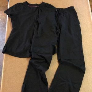 Purple label scrub set medium top and bottom